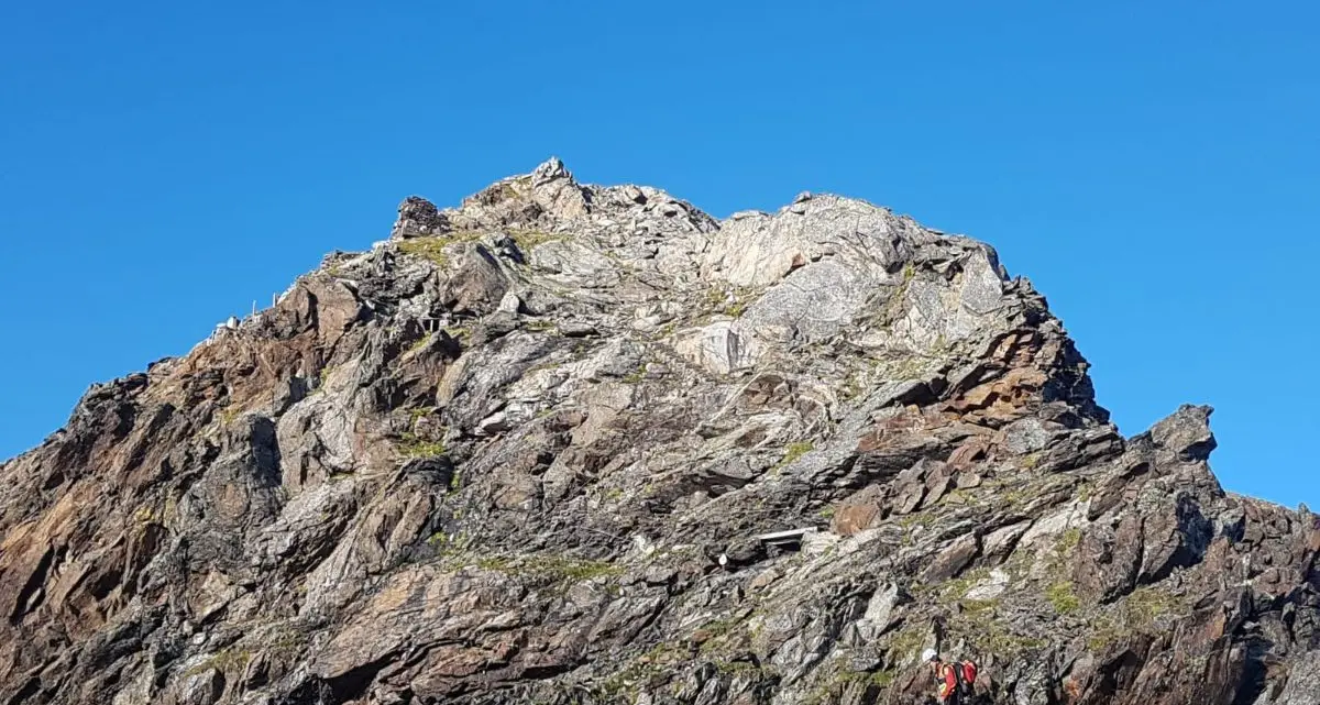 Passo del Tonale, tragica escursione: trovato morto settantenne