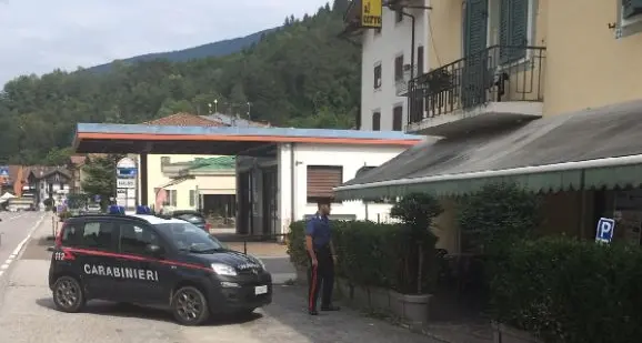 Ponte Arche, ruba il fondo cassa, inseguito e \"arrestato\" da un diciannovenne