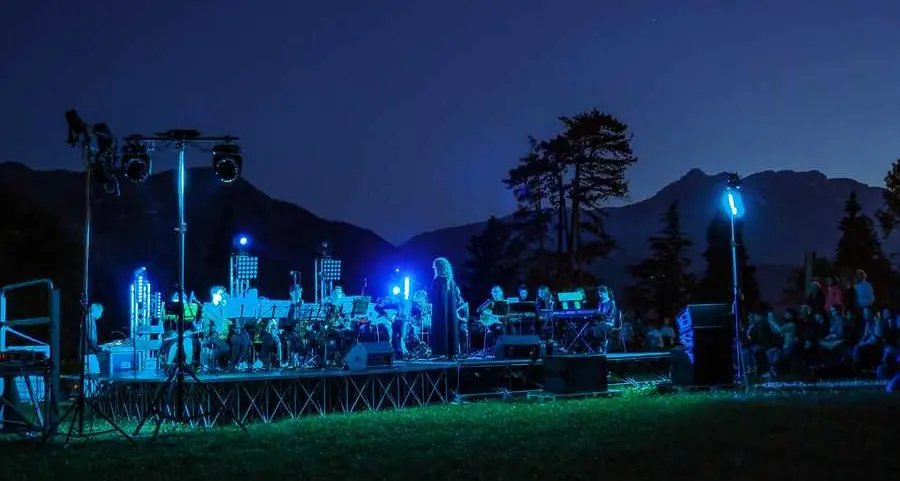 La danza rischia di sparire dalla scuola media di Levico