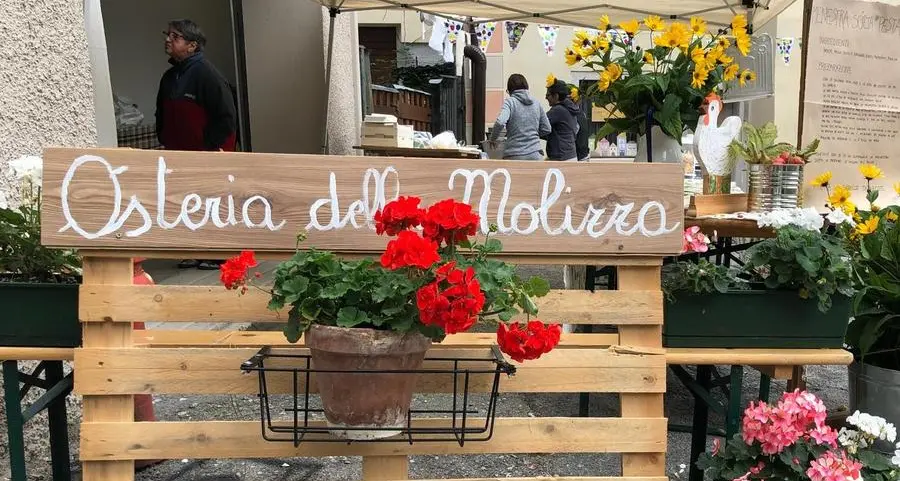 Gara culinaria a cinque fra le contrade di Castello