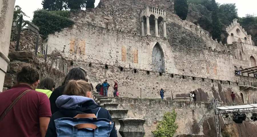 Vittorio Sgarbi: «Una mostra di sculture ai Ciucioi»