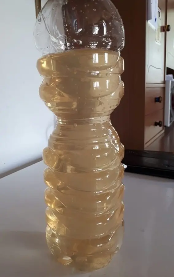 Dai rubinetti di Novaledo esce acqua arancione