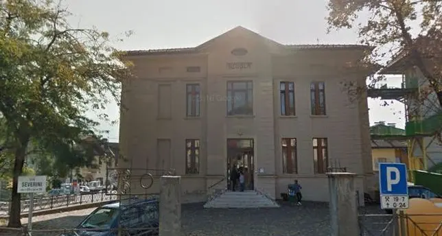 Denno, ex scuole elementari al centro minori