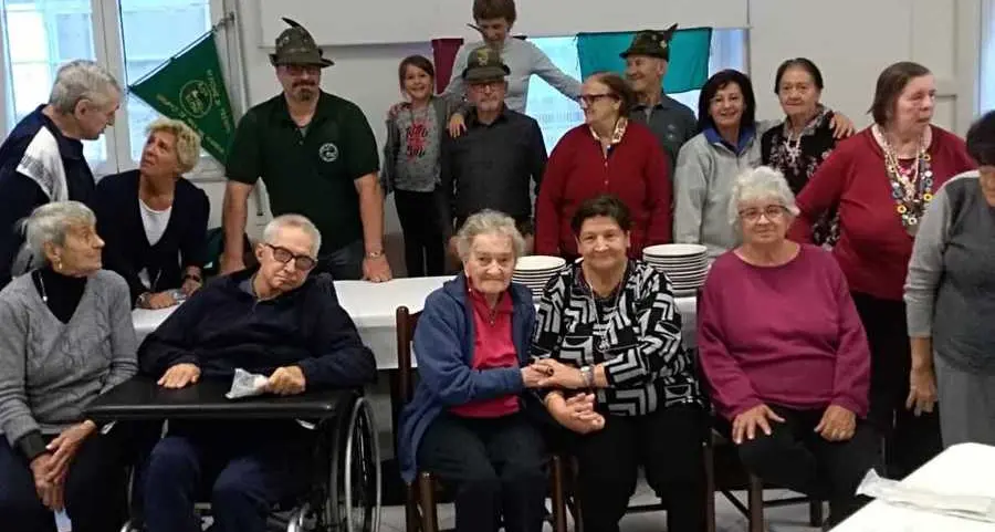 Alpini all’Apsp “Città di Riva”