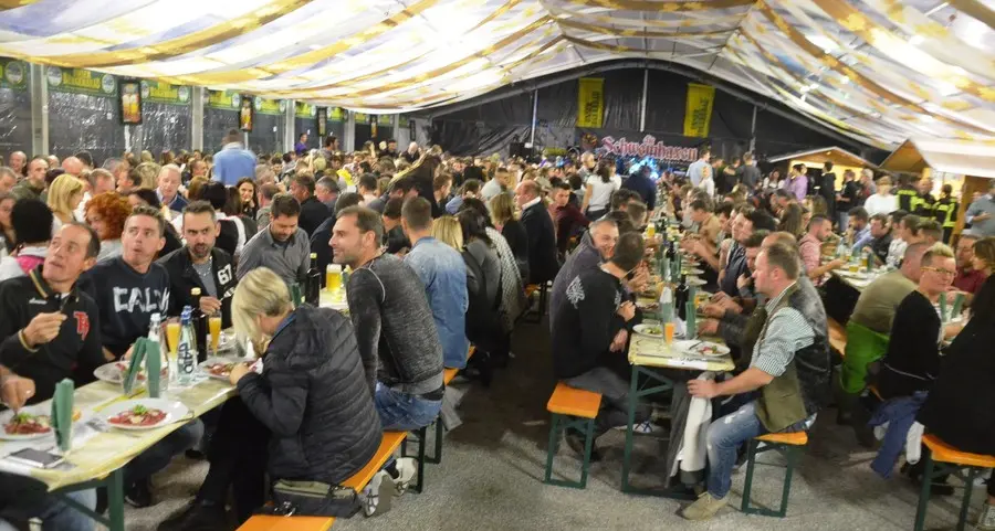 La cena dei coscritti apre la tre giorni della Castagnada