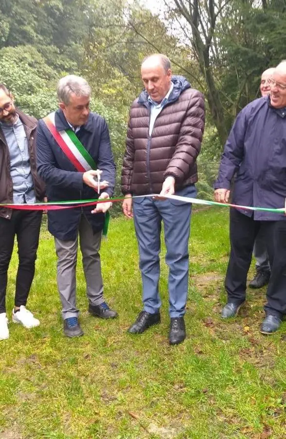 Due Laghi, la passerella intitolata a Morelli