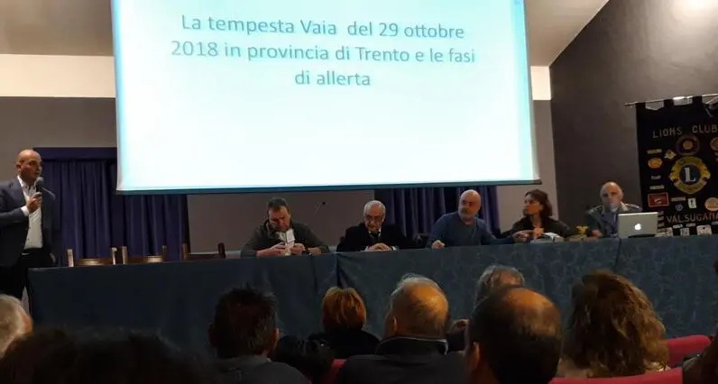 Una notte di paura e distruzione