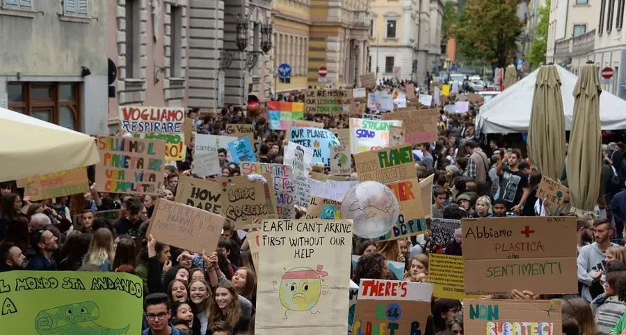 Trento, Fridays for future annuncia il blocco della rotonda all'ex Zuffo