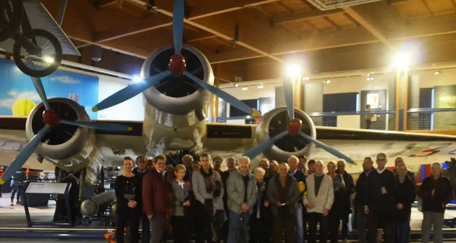 Soci dell’Arma aeronautica al “Caproni”