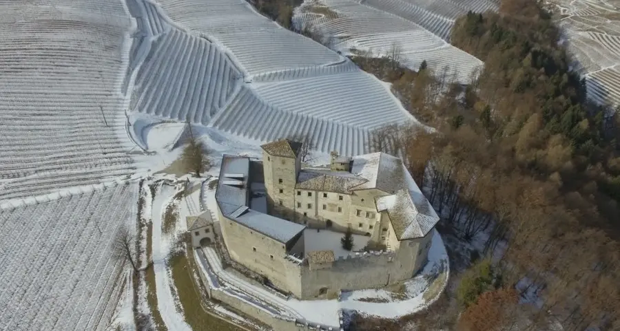 Presepi e artisti a Castel Belasi per un fine settimana natalizio
