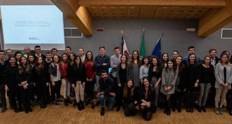 La Cassa Rurale Rotaliana e Giovo premia 48 bravi studenti