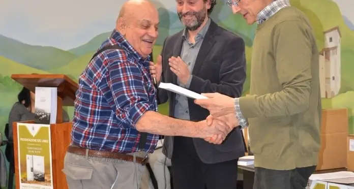 Racchiuso in un libro Sporminore di una volta