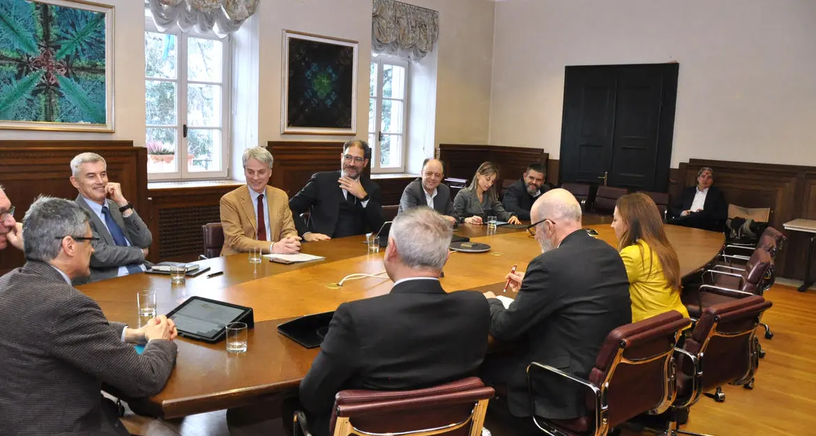 Scuola di medicina, Trento e Padova trattano