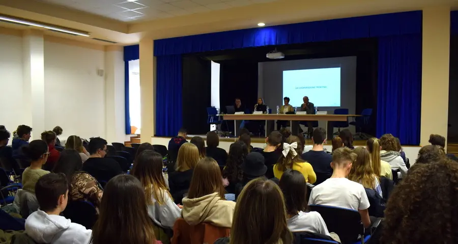 I liceali di Fassa alla scoperta della cooperazione