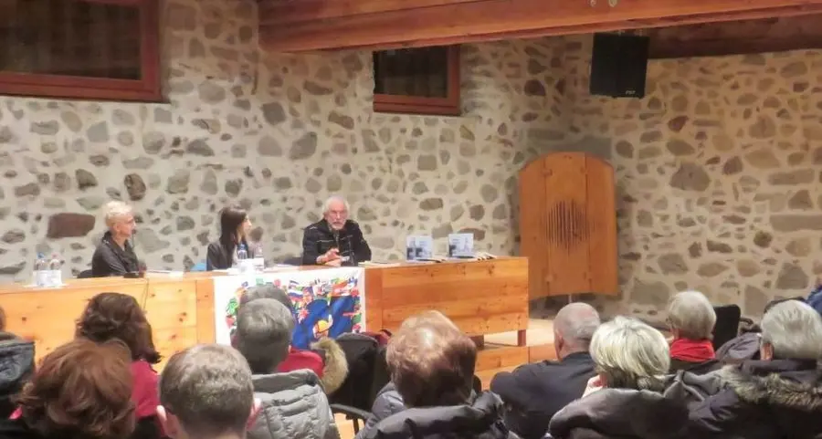 L’accoglienza, il gesto che divide le comunità