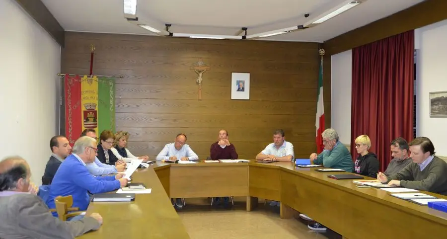 Lite in aula per il terreno del figlio dell’assessore