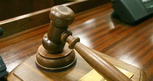 \"Omicidio con il metanolo per incassare la polizza assicurativa\"