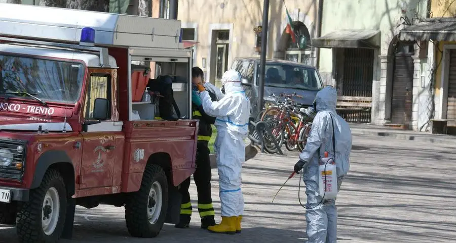 Coronavirus, positivo l'uomo morto in piazza a Piedicastello