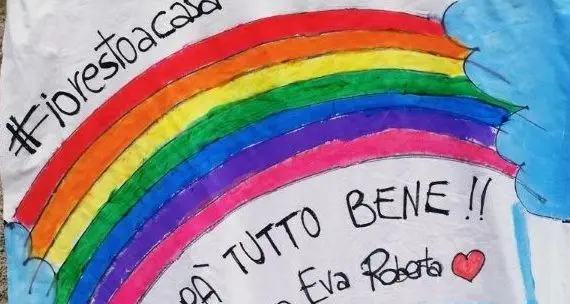 Dalla fantasia dei bambini tanti arcobaleni di speranza