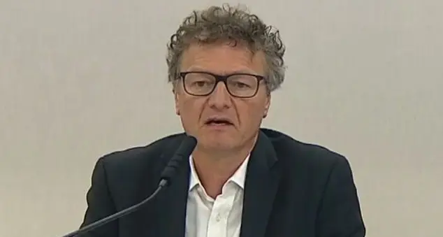 Coronavirus, appello dell'Apss ai positivi: \"Trasferitevi in hotel per non contagiare i familiari\"