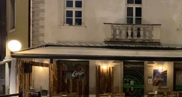 Le opposizioni: «Azzerare la Cosap»