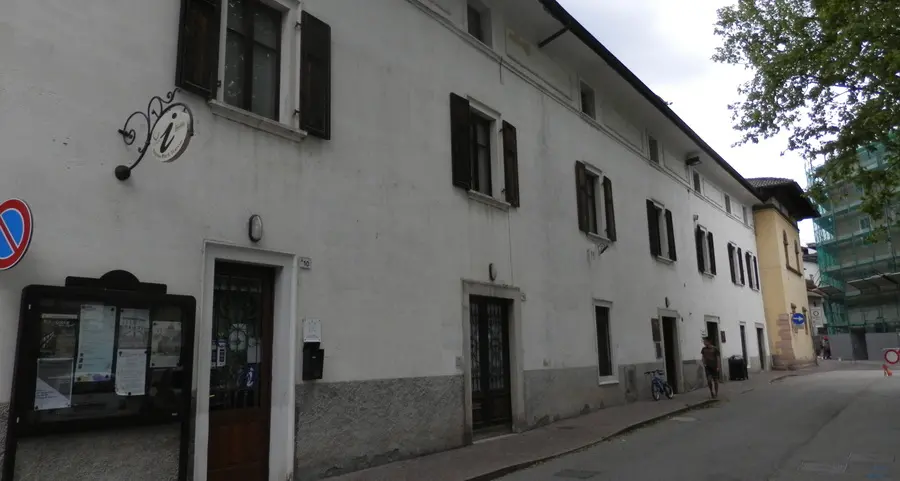 La biblioteca lunedì riapre ma soltanto per i prestiti