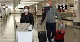 \"Vacanze sfumate causa Covid, cosa fare se gli operatori rimborsano con i voucher\"