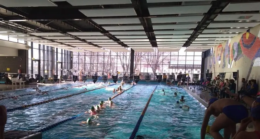 Primiero, in piscina da domani si nuota ma a numero limitato