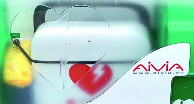 Trento, rubati due defibrillatori in centro