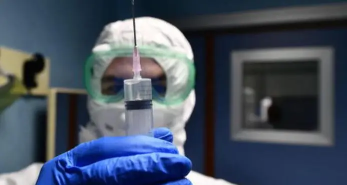 \"In Alto Adige il premio Covid a una ristrettissima cerchia di medici e infermieri\"