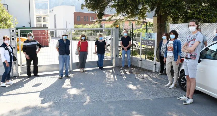 «Le telefonate non bastano fateci rivedere i nostri cari»
