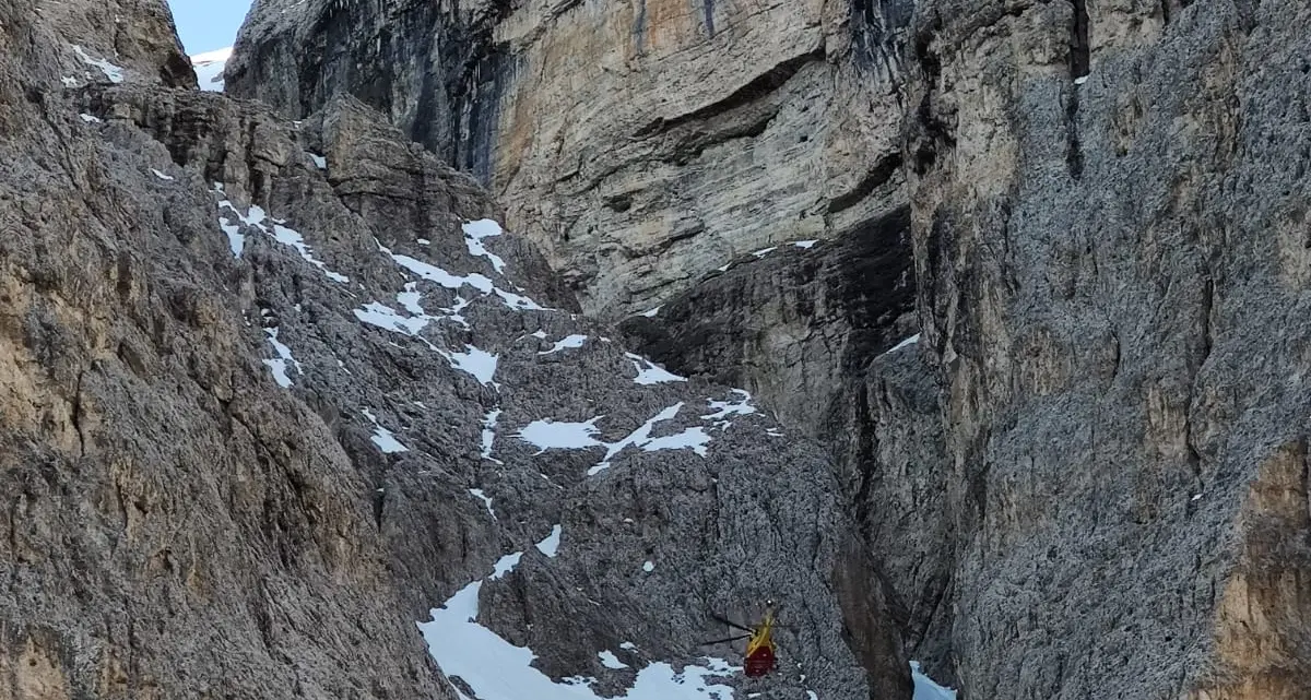 Escursionista trovato morto nel canalone Holzer in Val di Fassa