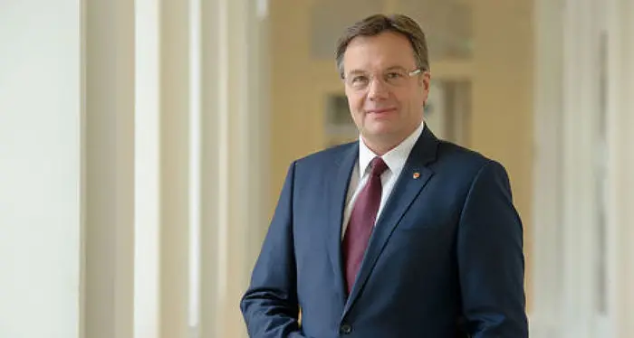 Austria pronta a riaprire, ma prevale comunque la cautela