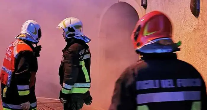 I vigili del fuoco lanciano il concorso per il logo