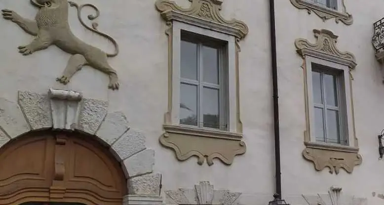 La biblioteca ha un altro numero per prenotare
