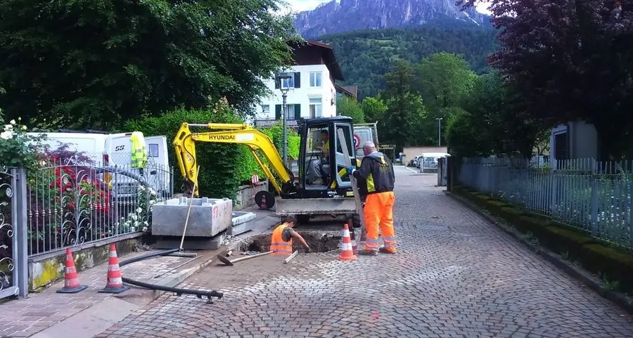 Fibra ottica, 2 reti per una valle
