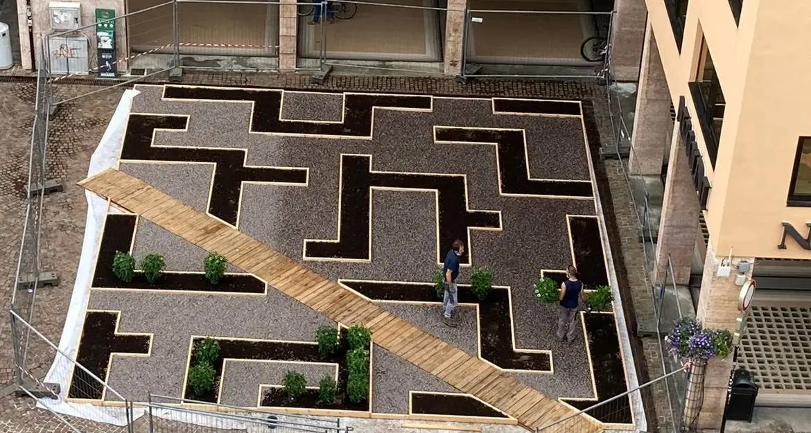 Trento, torna \"Fiori al Centro\" e la città diventa un labirinto fiorito tutto da scoprire