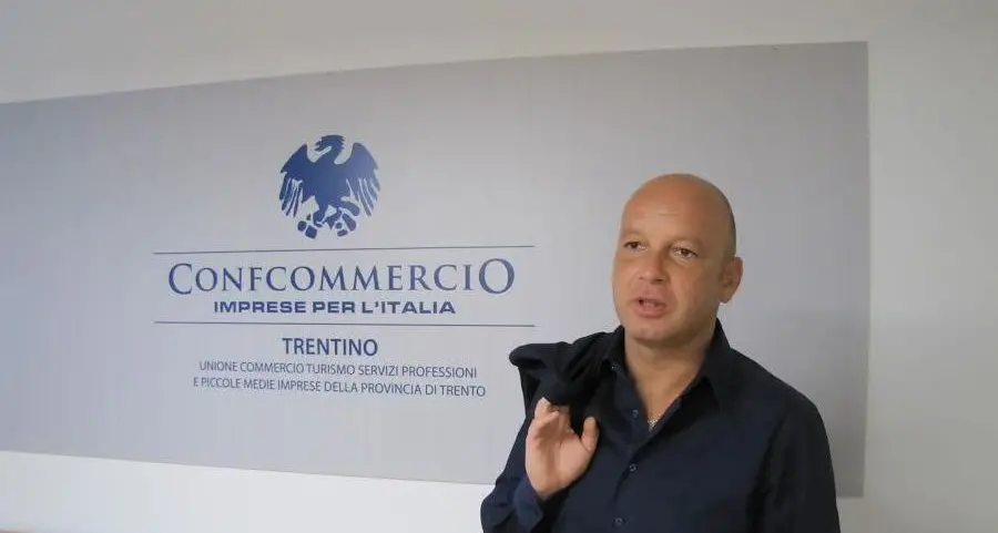 La rabbia degli albergatori: «Il Trentino è tutto turistico»
