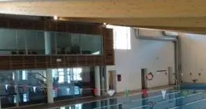 I residenti di Cles in piscina a Malé con prezzi scontati