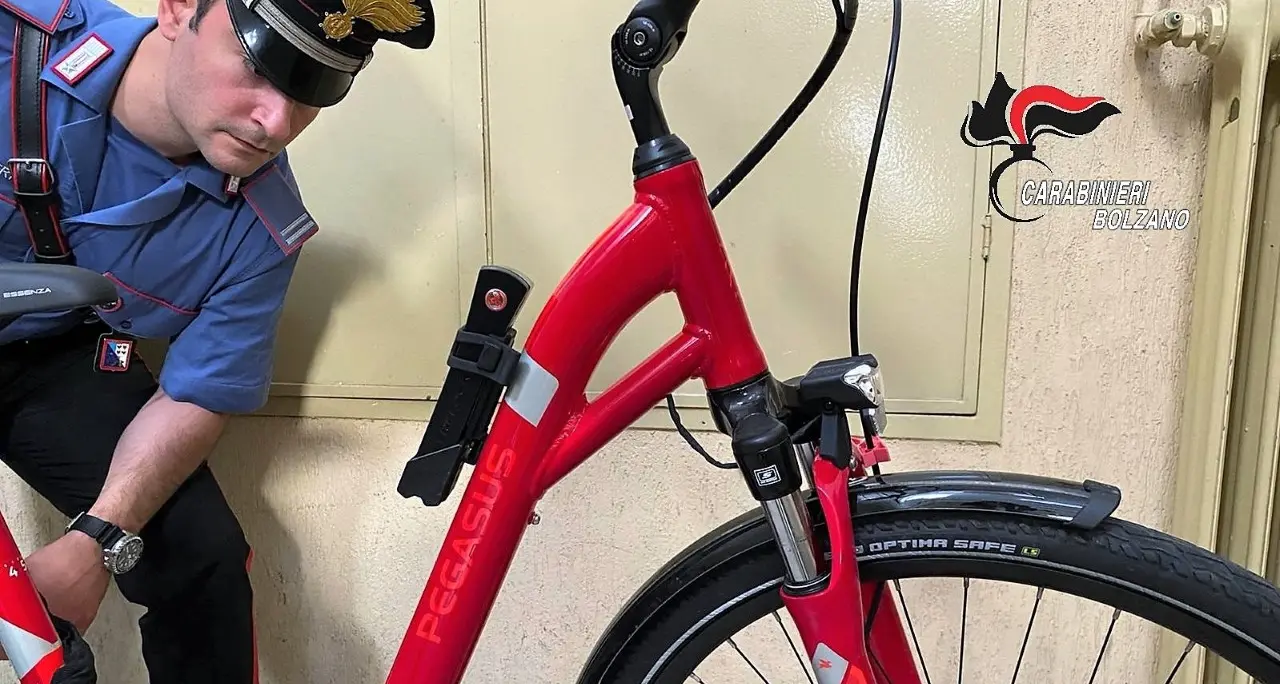 Merano, ruba e-bike, arrestato ancora in sella