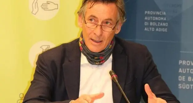 Coronavirus, contagiato l'assessore alla salute altoatesino Thomas Widmann