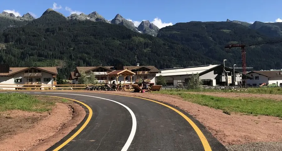 Attraversare Predazzo in bici e in tutta sicurezza