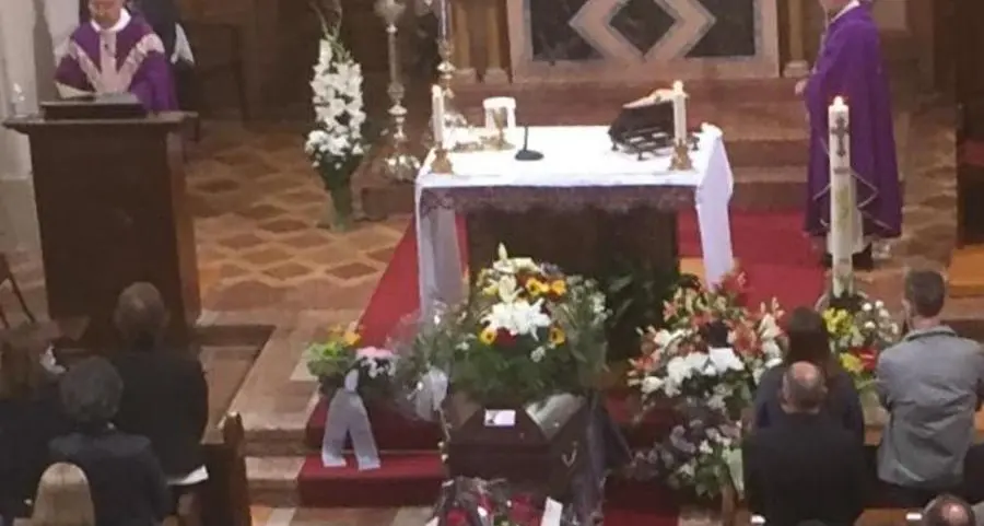 In San Rocco l’intimo ultimo saluto di Piné a Gianfranco Bortolotti