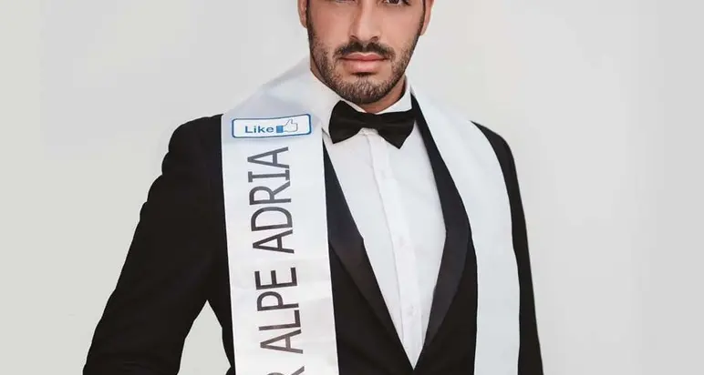 Mattia Zadra con “Farfalla” dona mille euro per i boschi