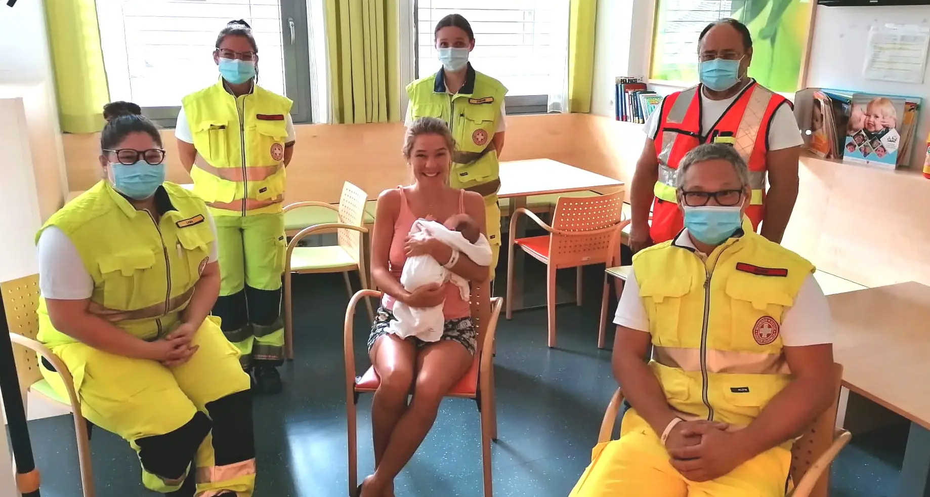 Varna, la bimba ha fretta e nasce in casa