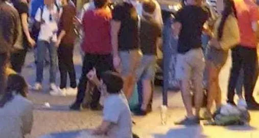 Trento, schiamazzi e assembramenti: la Questura chiude locale in centro