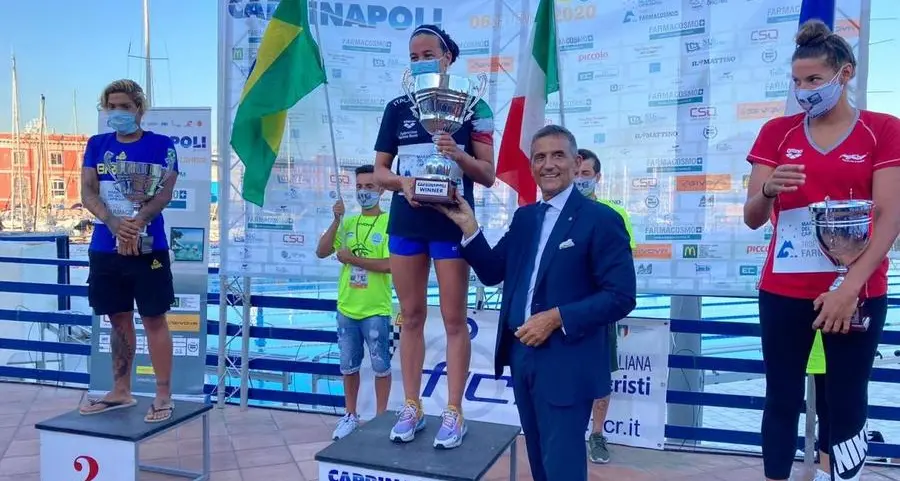 Capri-Napoli, la Bridi batte anche gli uomini e fa il record