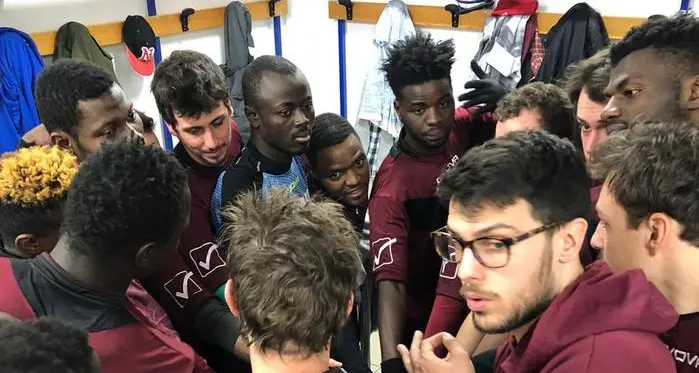 “Intrecciante”, ecco il calcio che sa unire