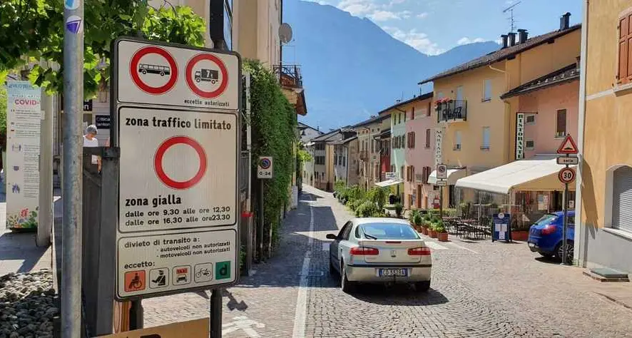 Tra sindaco e opposizione è scontro sulla Polizia locale