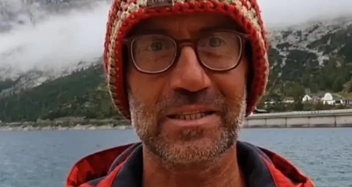 Tre mesi di fila a quota 3.343 e ora ecco il ritorno “alla base”